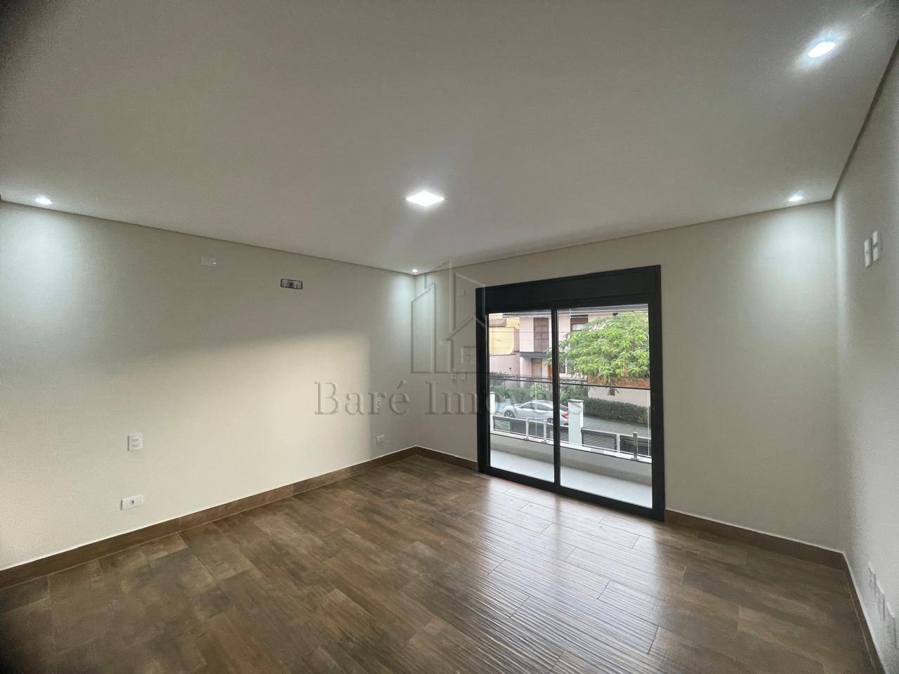 Sobrado à venda com 4 quartos, 360m² - Foto 15