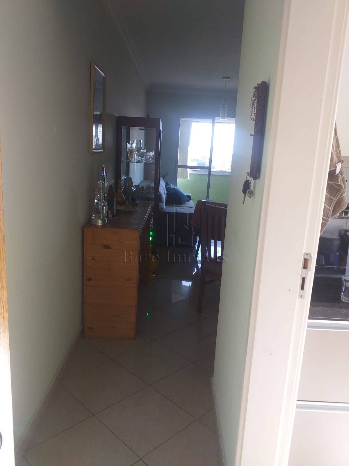 Apartamento à venda com 2 quartos, 63m² - Foto 2