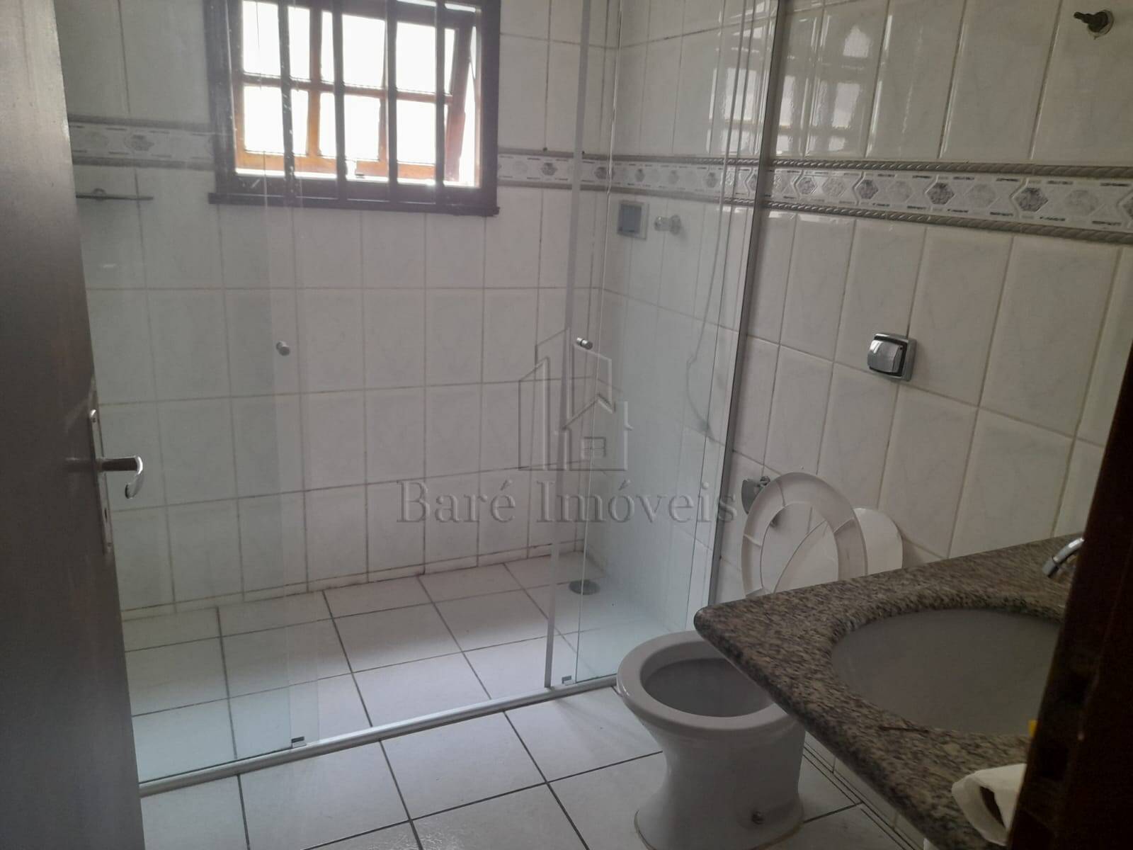 Casa para alugar com 2 quartos, 90m² - Foto 4