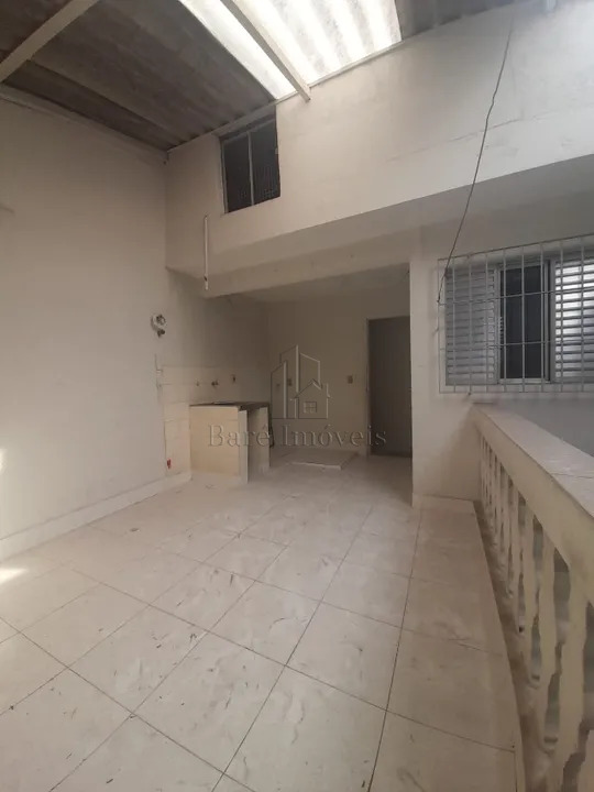 Sobrado à venda com 2 quartos, 120m² - Foto 1