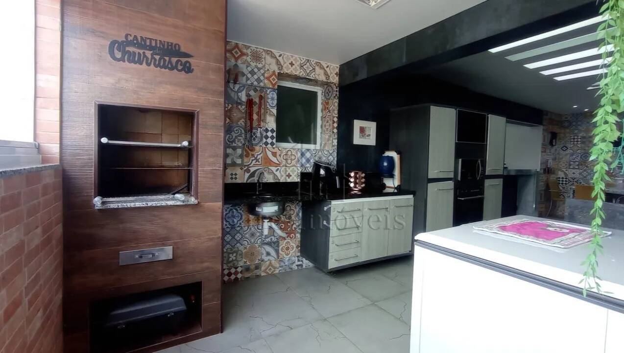 Apartamento à venda com 3 quartos, 158m² - Foto 3