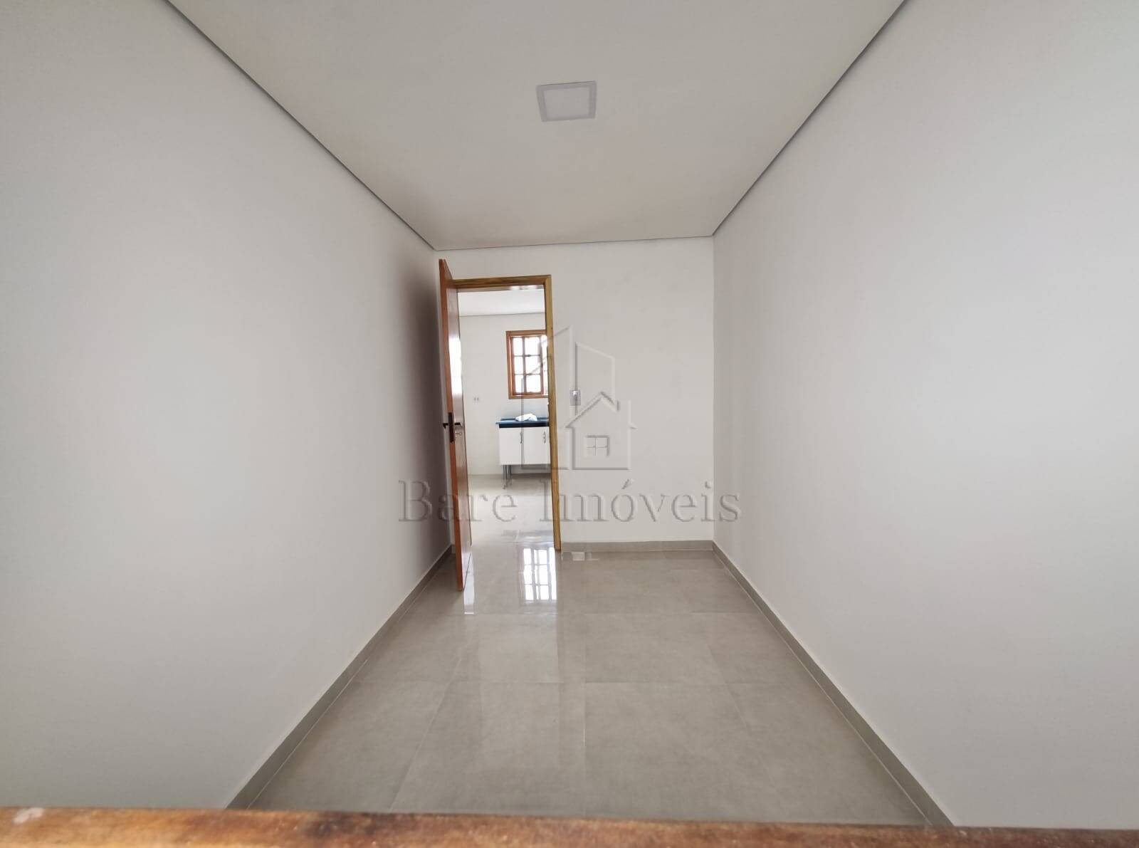 Casa à venda com 3 quartos, 62m² - Foto 11