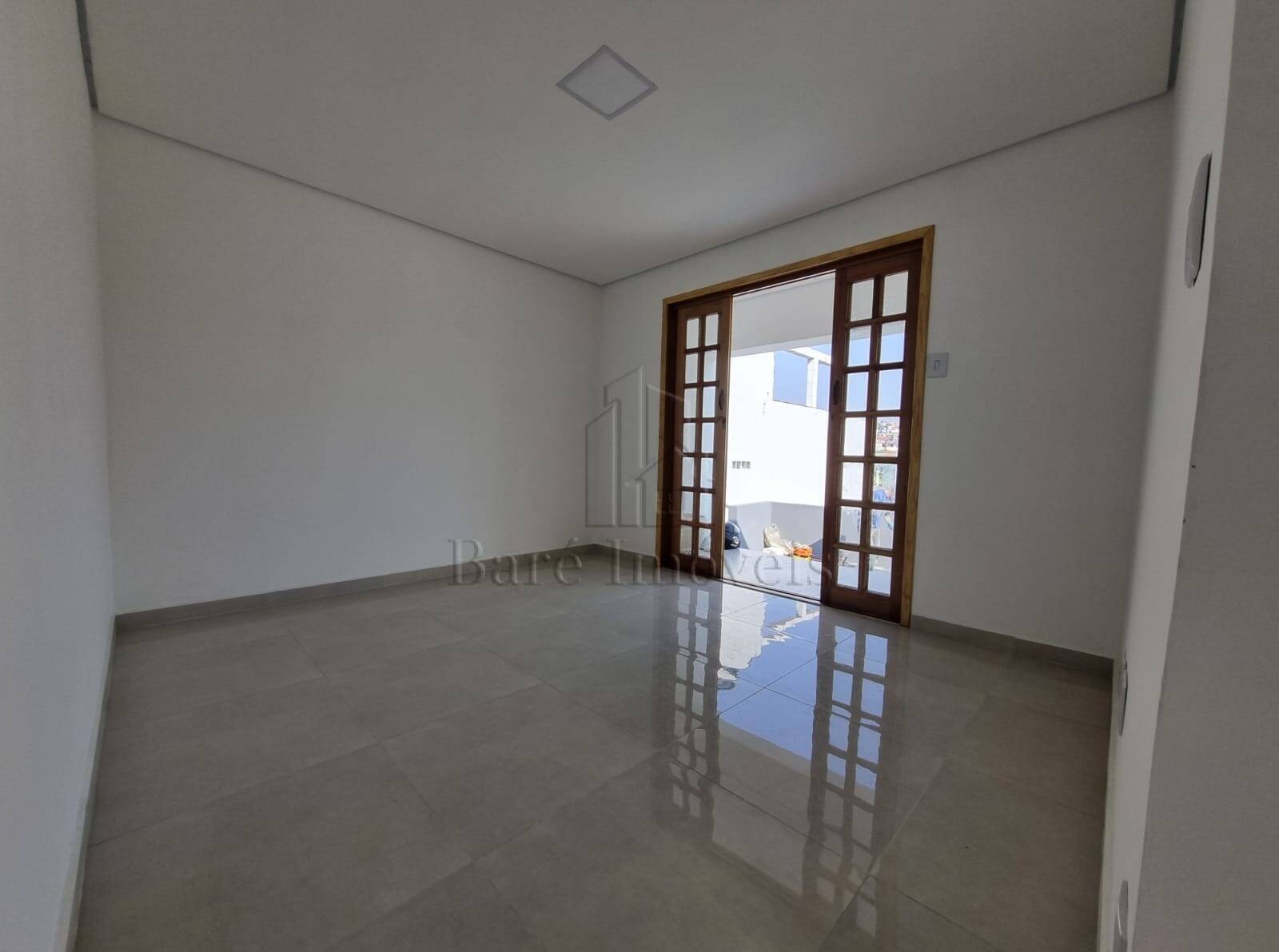 Casa à venda com 3 quartos, 62m² - Foto 12