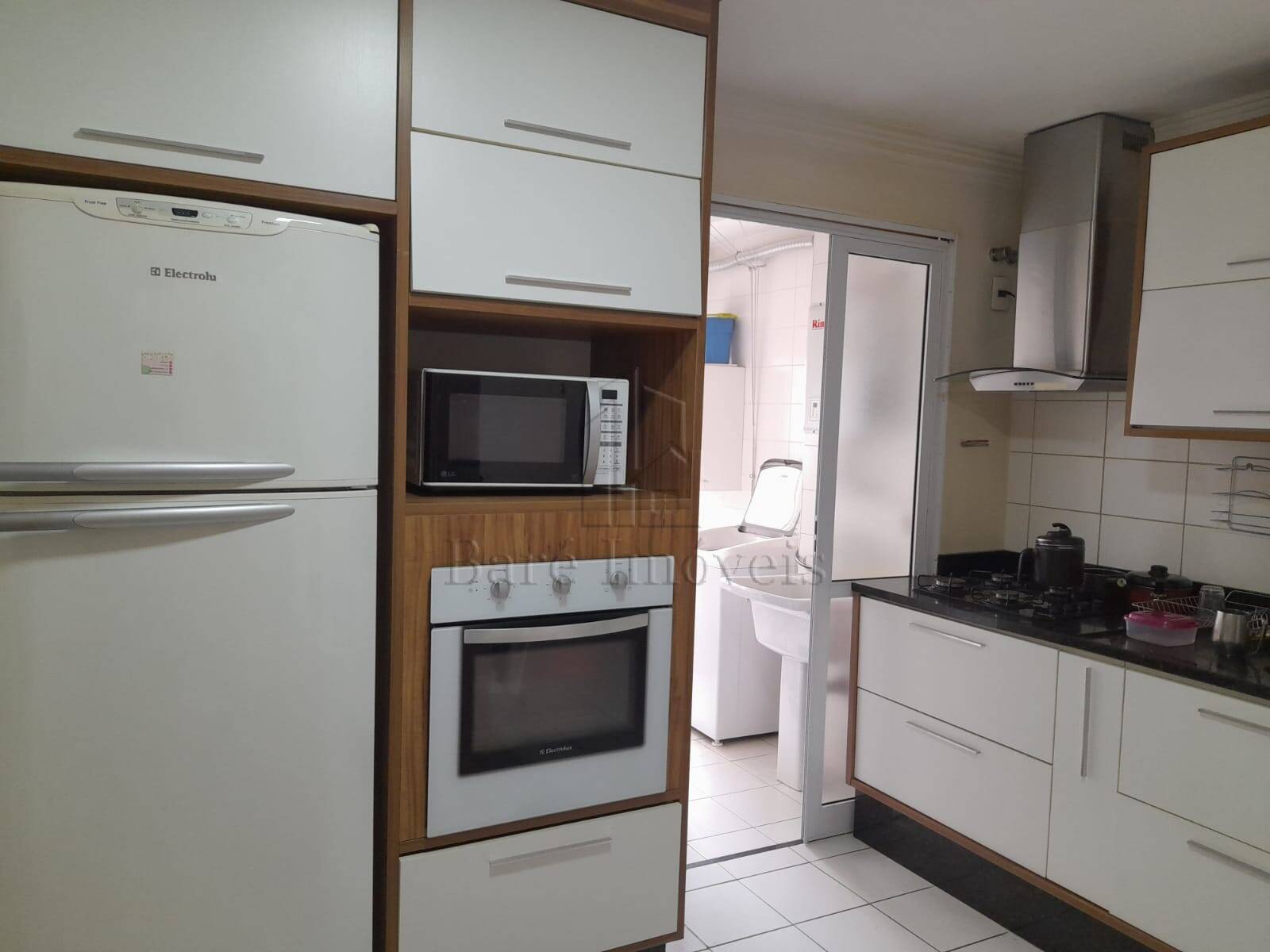 Apartamento à venda com 3 quartos, 106m² - Foto 13