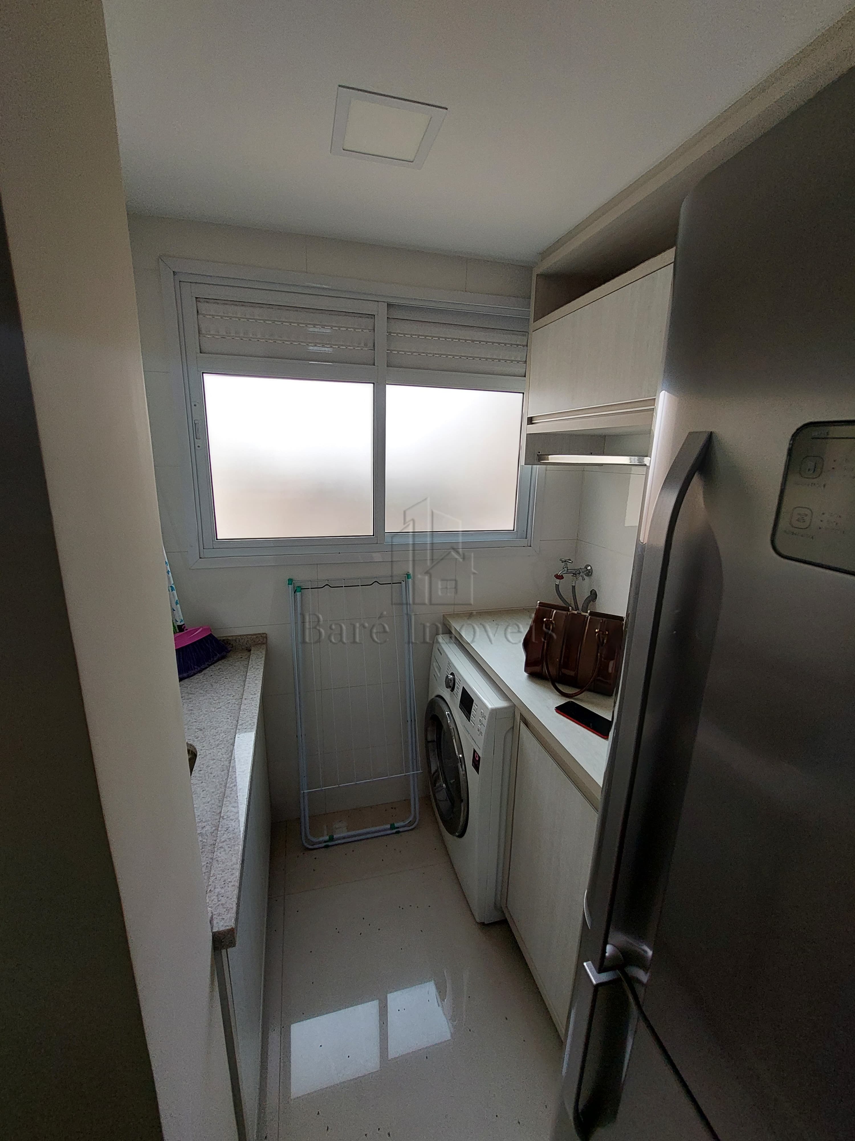 Apartamento à venda com 2 quartos, 64m² - Foto 5