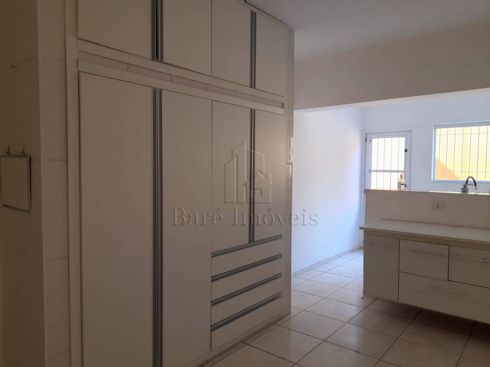 Sobrado à venda com 3 quartos, 200m² - Foto 6