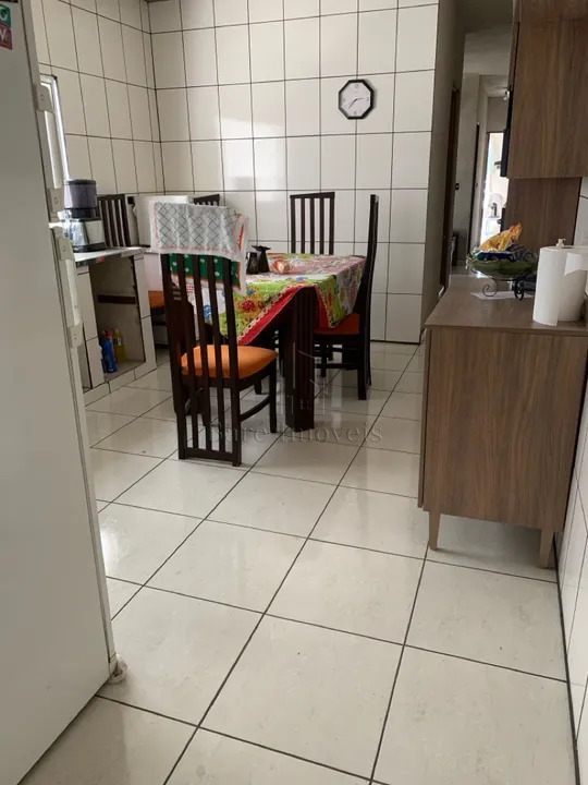 Casa à venda com 5 quartos, 125m² - Foto 10