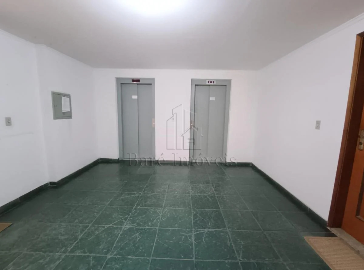 Apartamento à venda com 2 quartos, 62m² - Foto 11