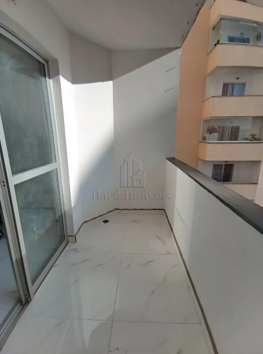 Apartamento à venda com 2 quartos, 62m² - Foto 12