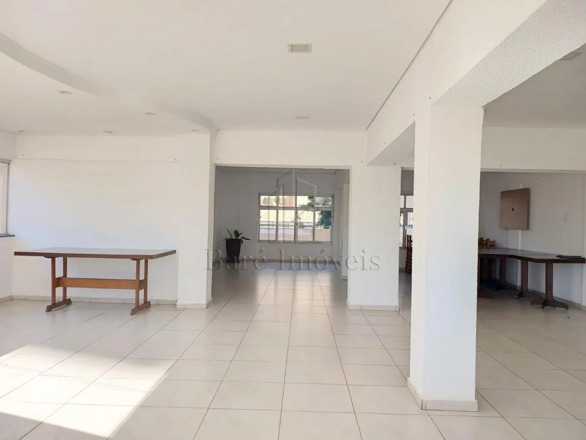 Apartamento à venda com 2 quartos, 62m² - Foto 23