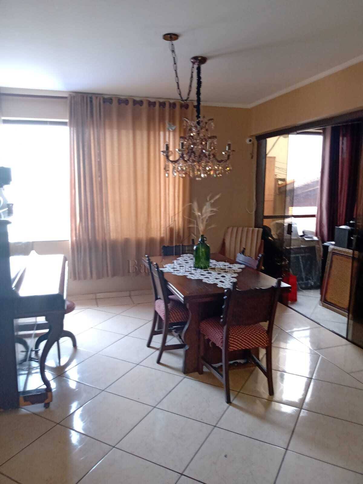 Casa à venda com 4 quartos, 430m² - Foto 10