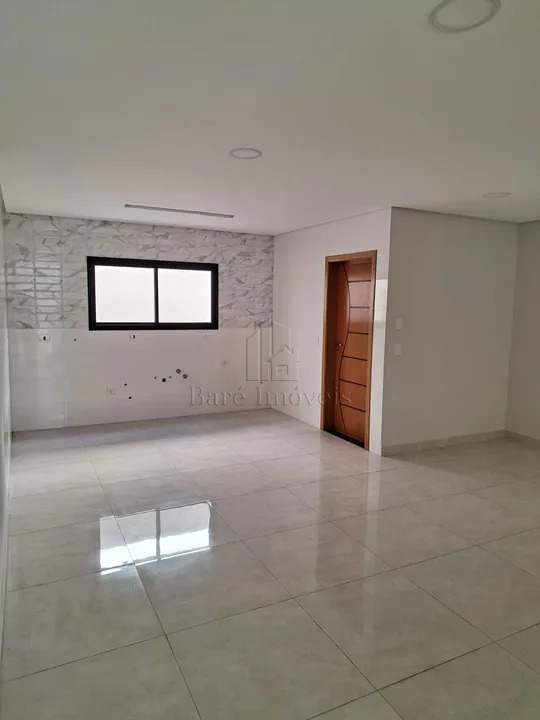 Sobrado à venda com 3 quartos, 202m² - Foto 1