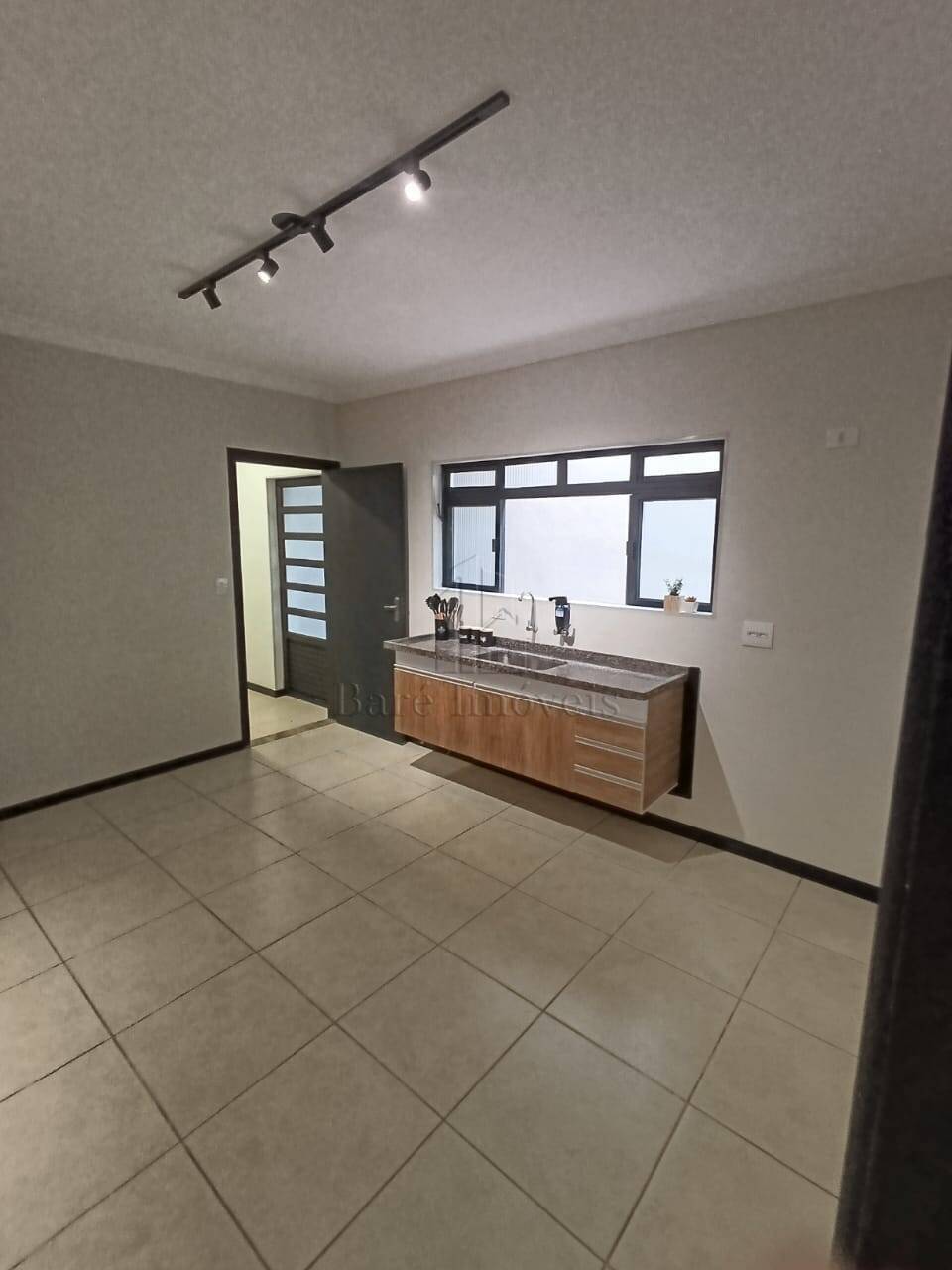 Sobrado à venda com 3 quartos, 100m² - Foto 34