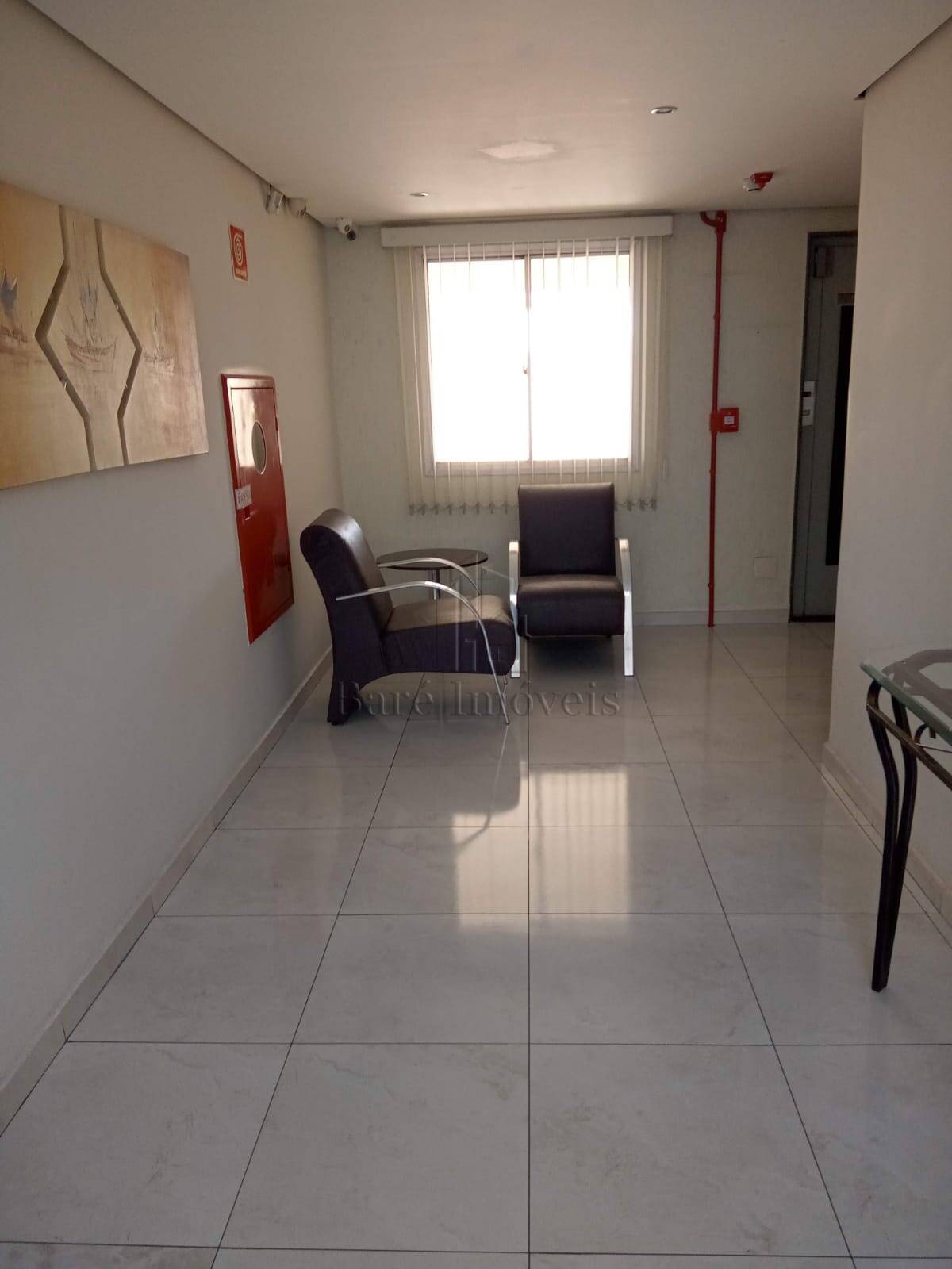 Apartamento à venda com 2 quartos, 65m² - Foto 2