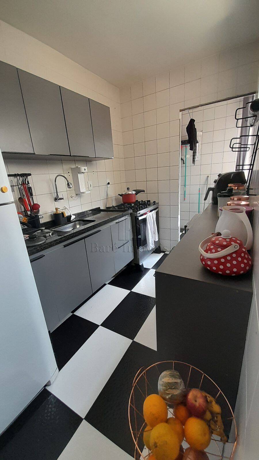 Apartamento à venda com 2 quartos, 56m² - Foto 3