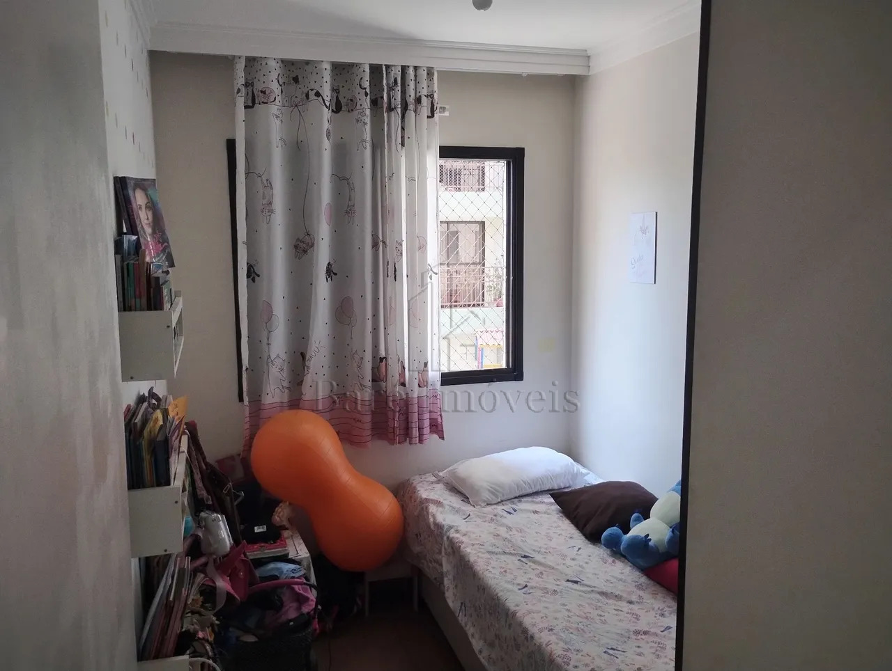 Apartamento à venda com 3 quartos, 75m² - Foto 2