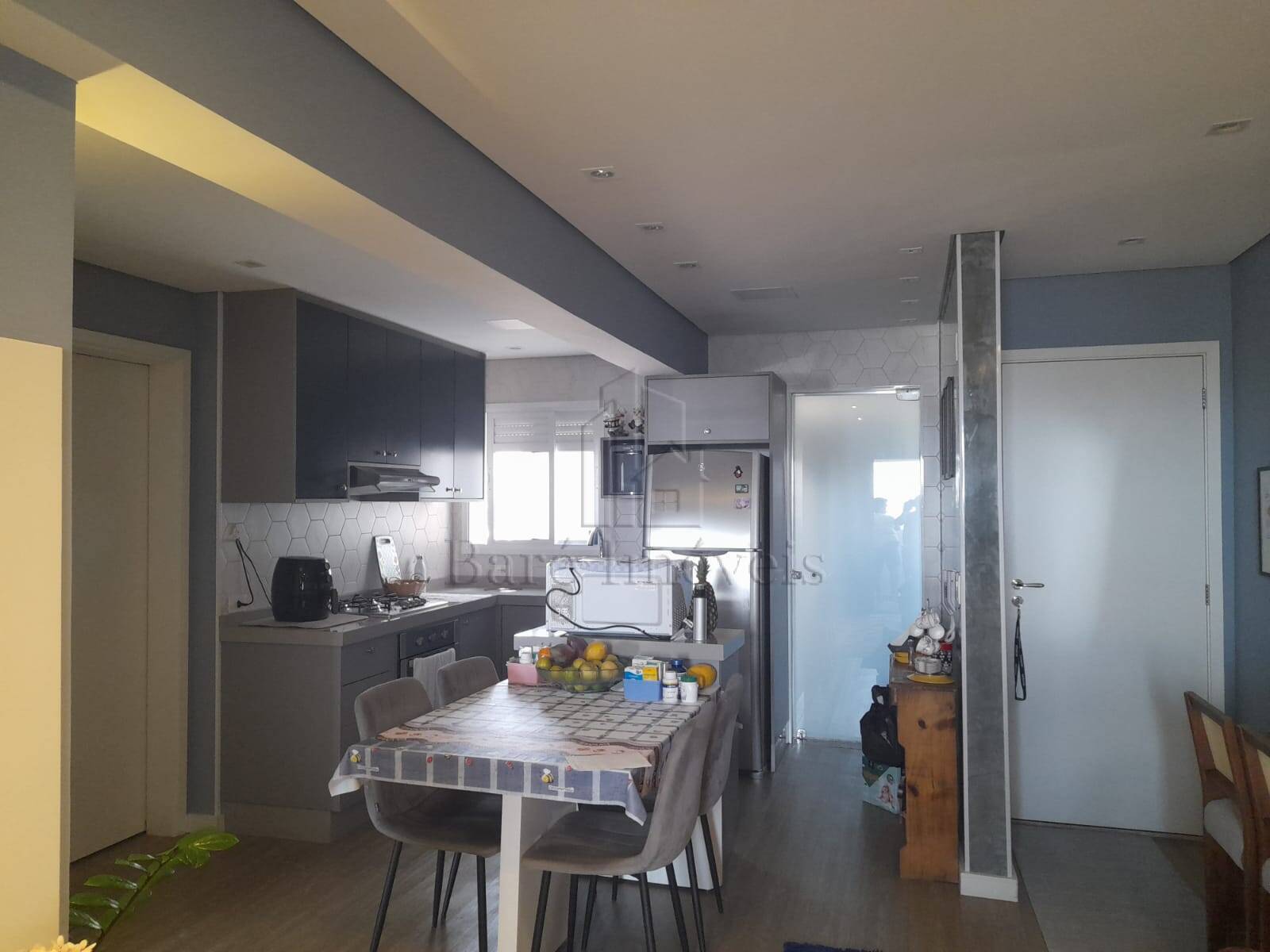 Apartamento à venda com 2 quartos, 65m² - Foto 4