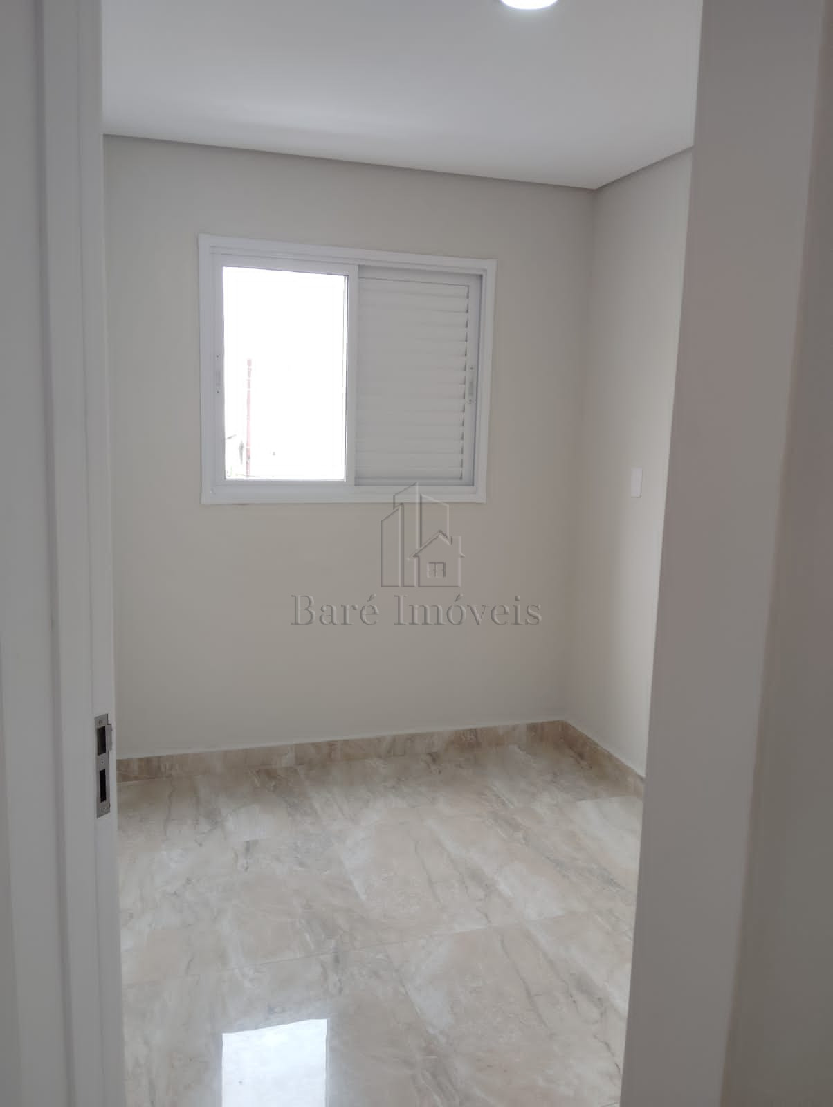 Apartamento à venda com 2 quartos, 58m² - Foto 2