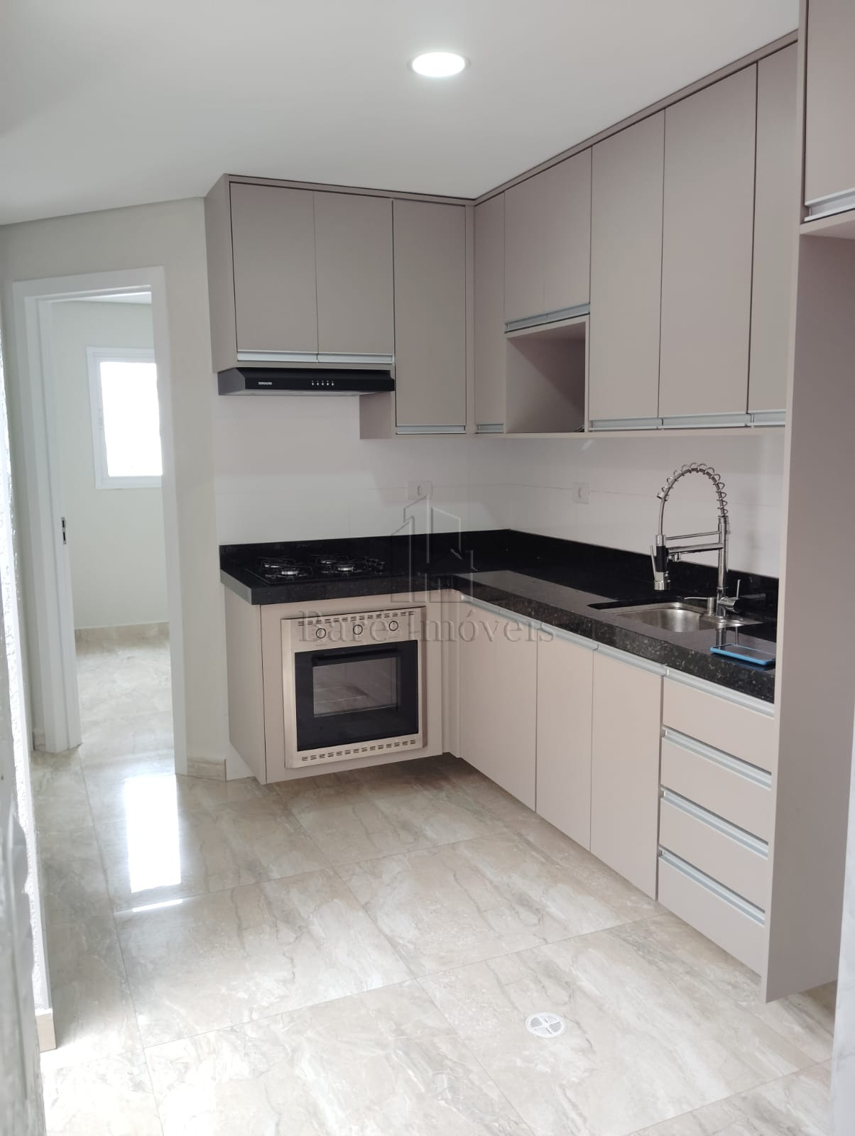 Apartamento à venda com 2 quartos, 58m² - Foto 4