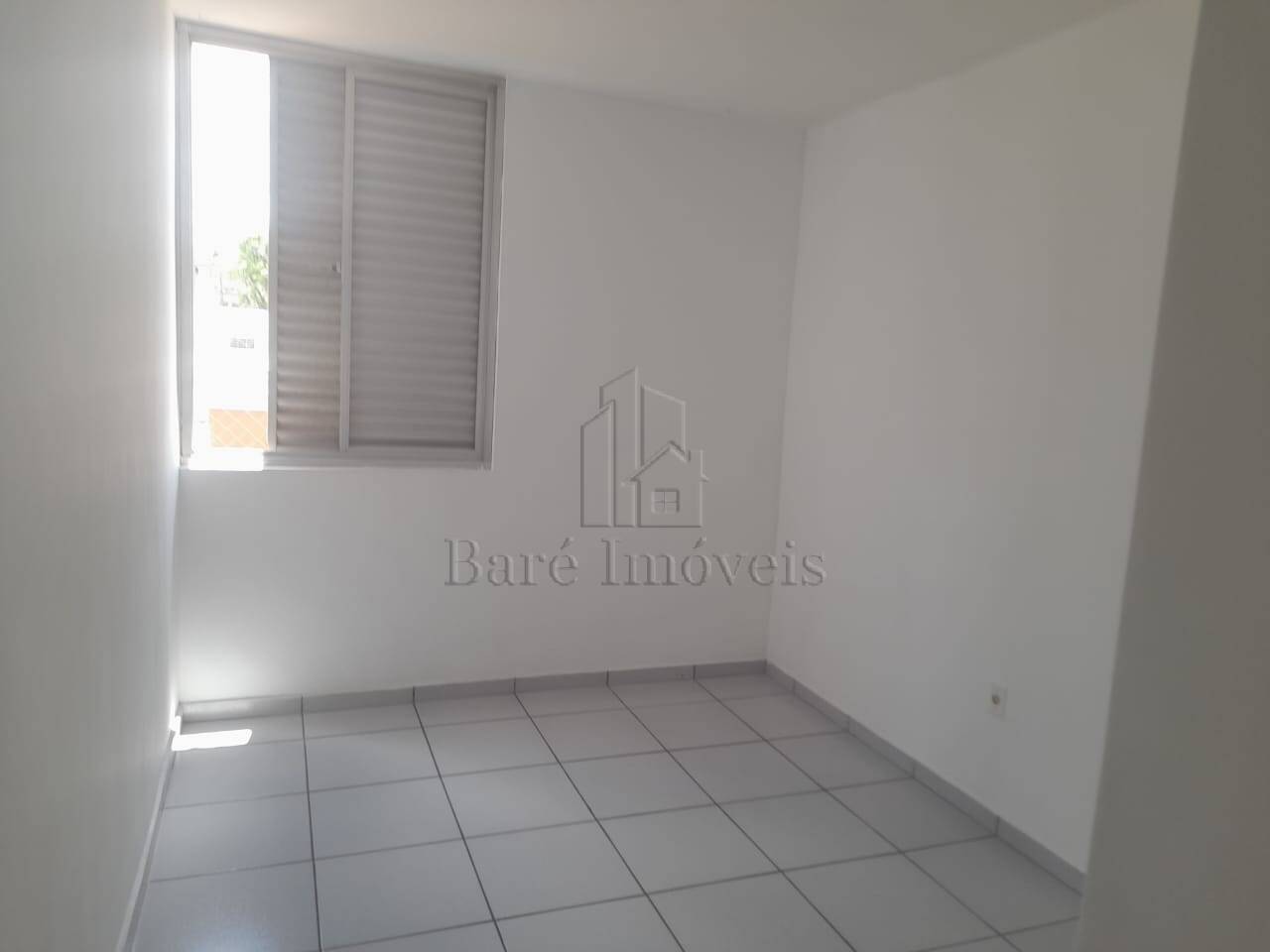 Apartamento para alugar com 2 quartos, 70m² - Foto 5