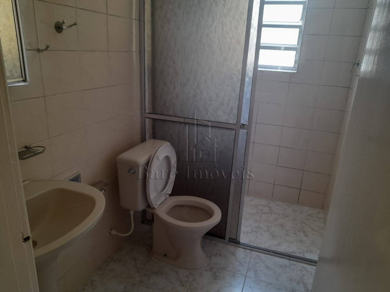 Casa para alugar com 1 quarto, 60m² - Foto 7