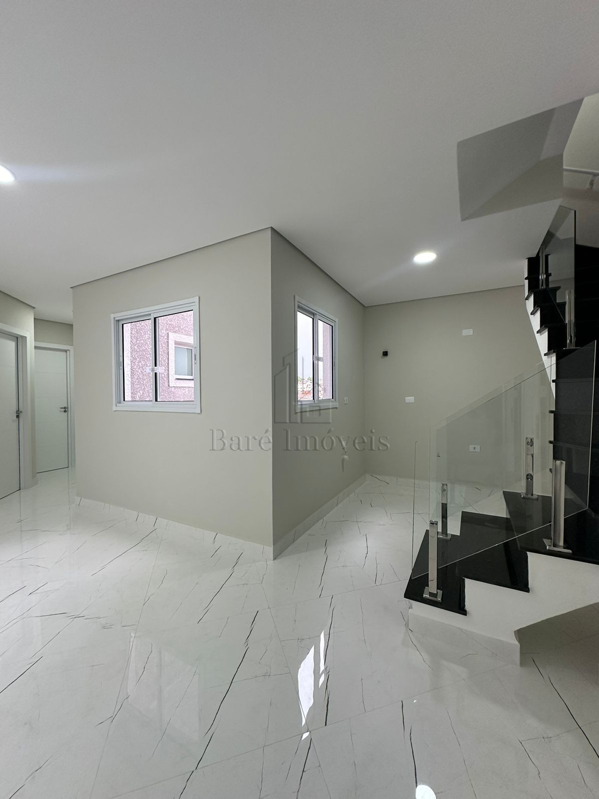 Apartamento à venda com 2 quartos, 120m² - Foto 2