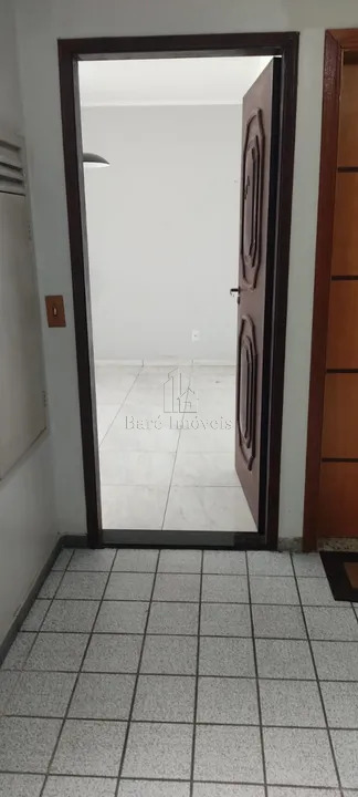 Apartamento à venda com 2 quartos, 45m² - Foto 8