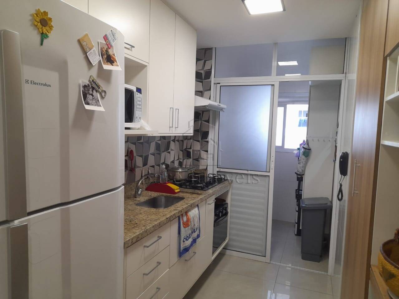 Apartamento à venda com 3 quartos, 80m² - Foto 25