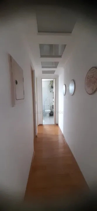 Apartamento à venda com 2 quartos, 70m² - Foto 2