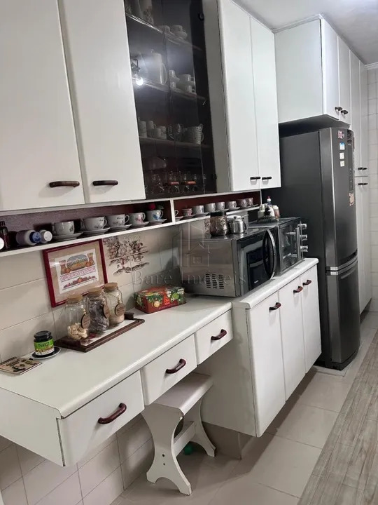 Casa à venda com 3 quartos, 225m² - Foto 12