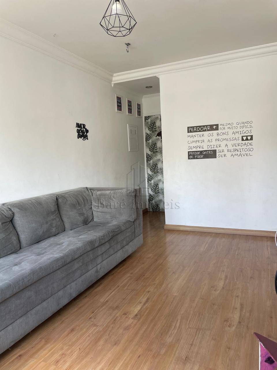 Apartamento à venda com 2 quartos, 70m² - Foto 2