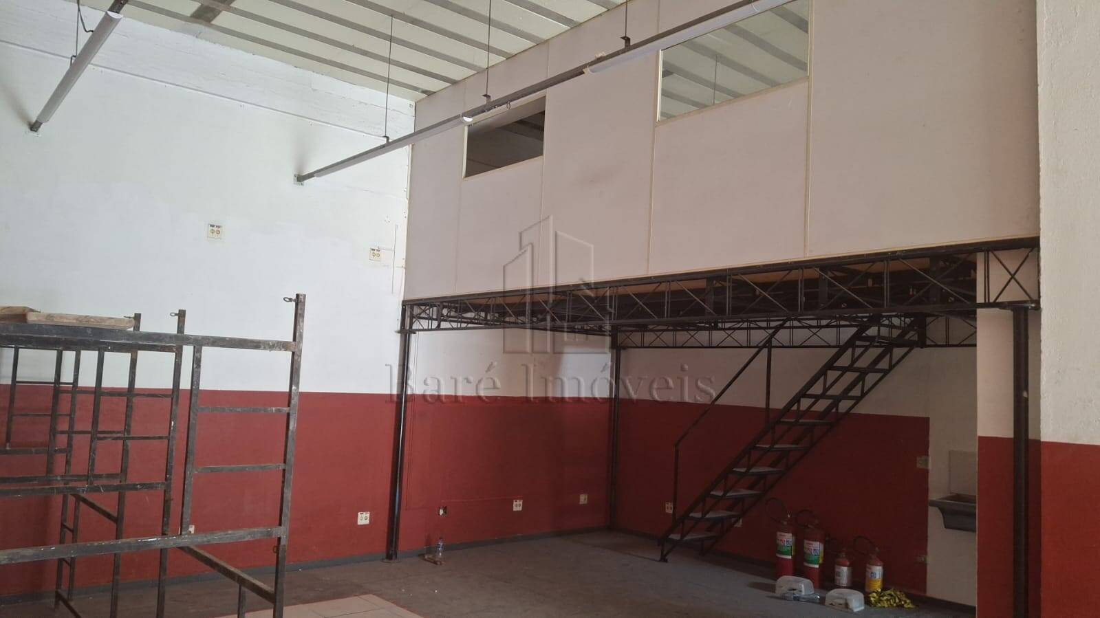 Loja-Salão para alugar, 120m² - Foto 1