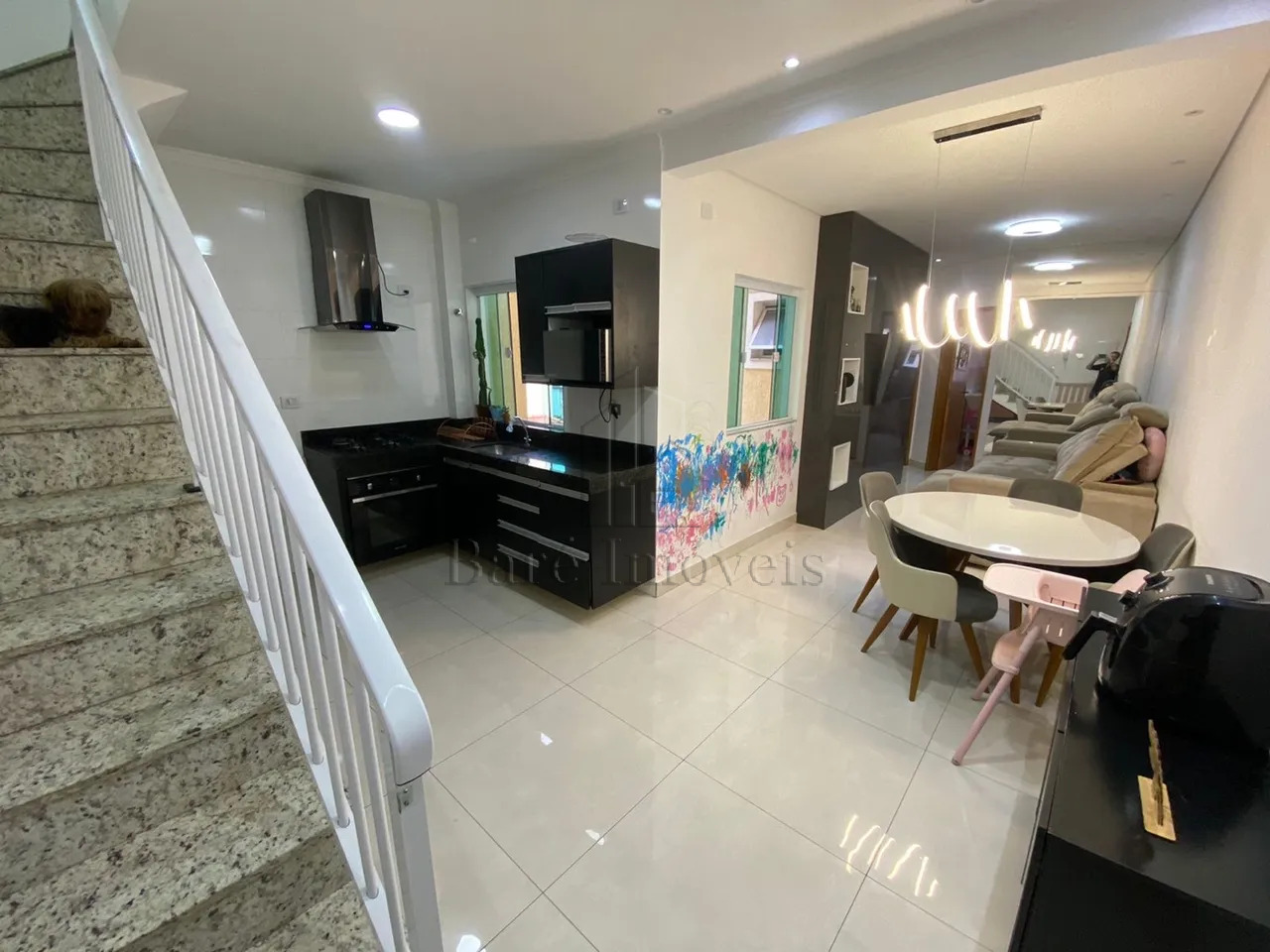 Apartamento à venda com 2 quartos, 110m² - Foto 1