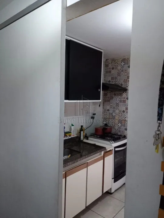 Apartamento à venda com 2 quartos, 55m² - Foto 15