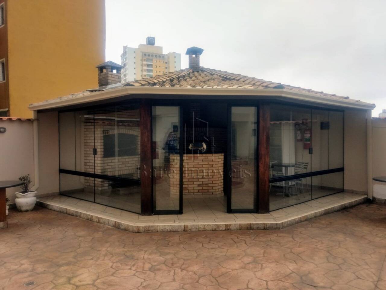 Apartamento à venda com 3 quartos, 105m² - Foto 14