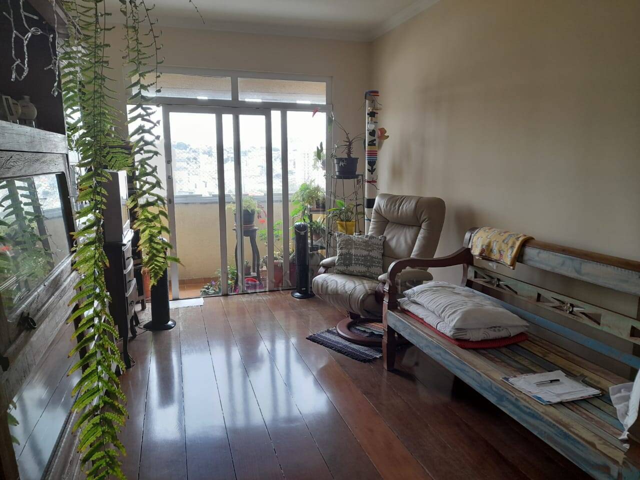 Apartamento à venda com 2 quartos, 75m² - Foto 6