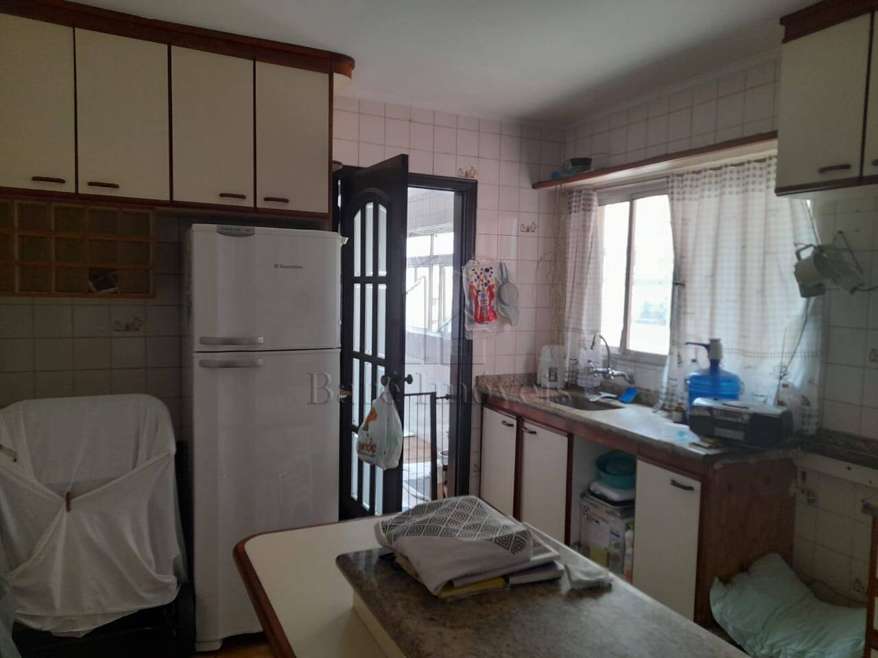 Apartamento à venda com 2 quartos, 75m² - Foto 8