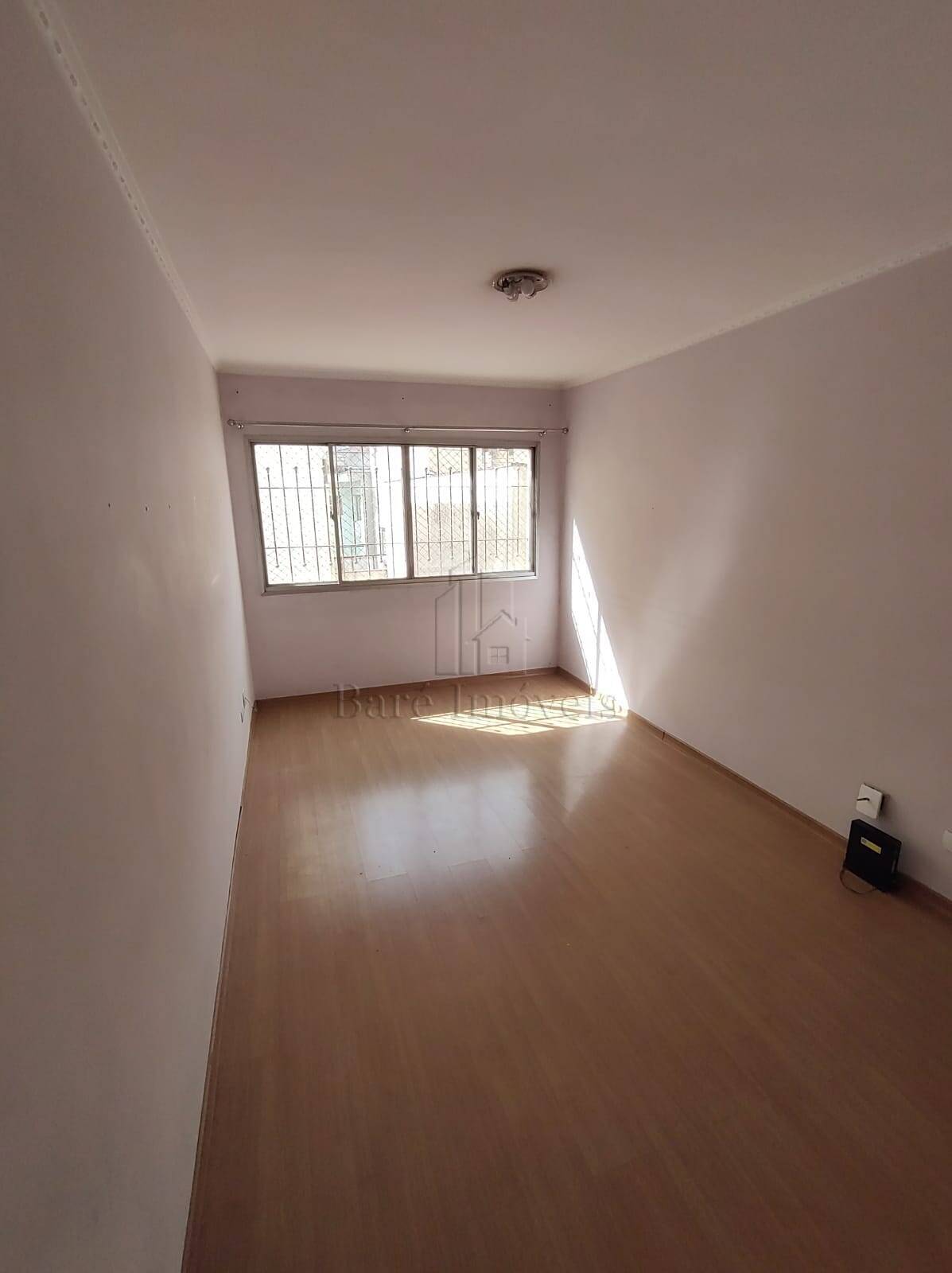 Apartamento à venda com 2 quartos, 70m² - Foto 18