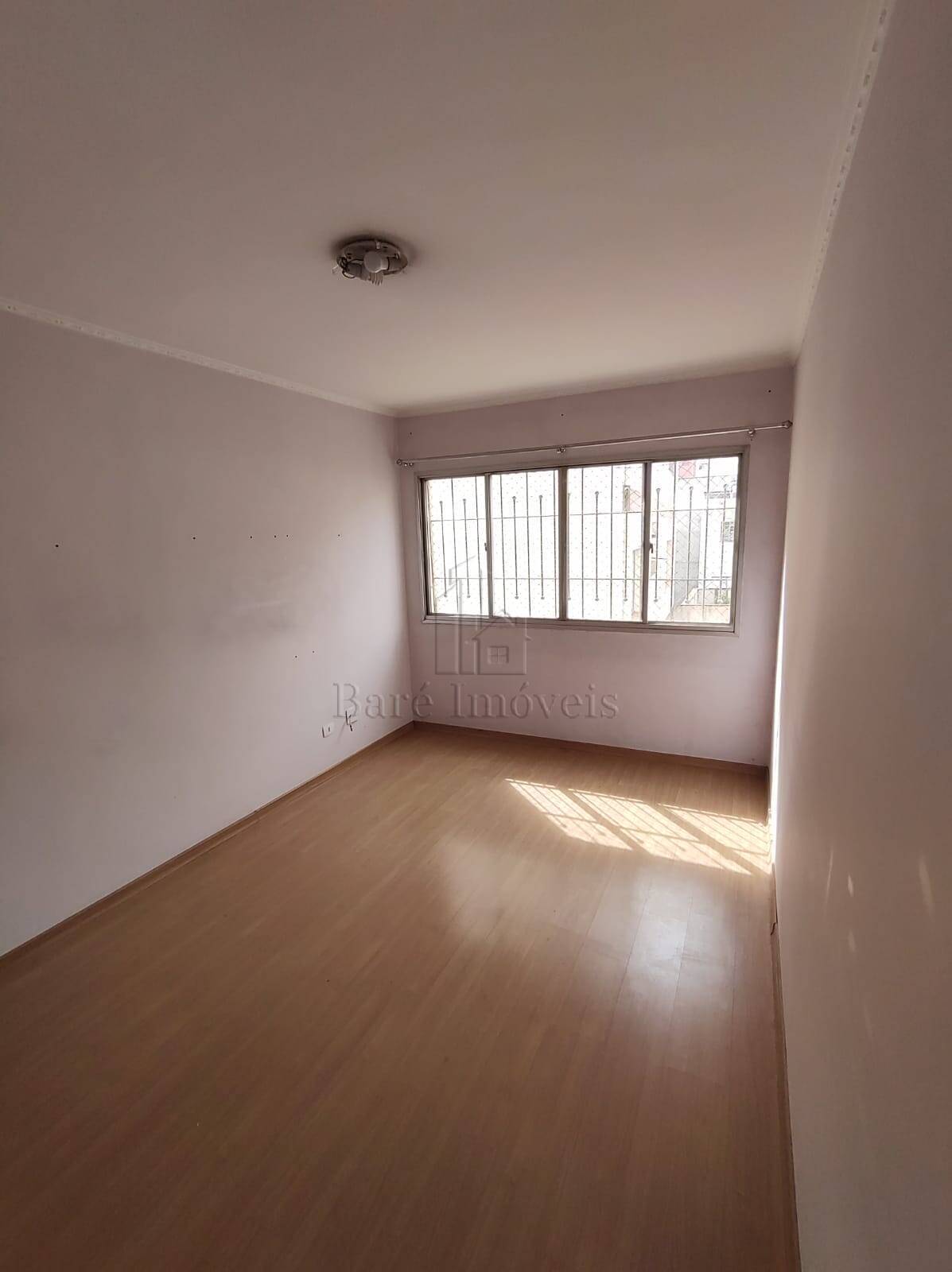 Apartamento à venda com 2 quartos, 70m² - Foto 22