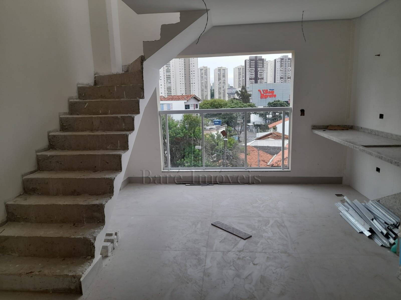 Apartamento à venda com 2 quartos, 122m² - Foto 1