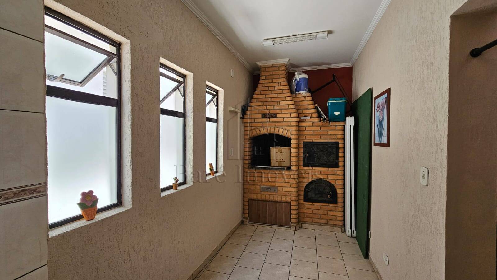 Casa à venda com 2 quartos, 264m² - Foto 14