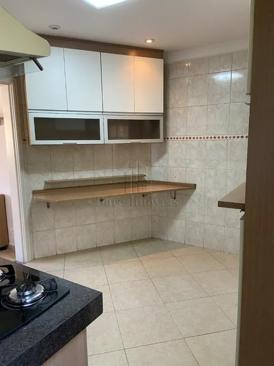 Apartamento à venda com 3 quartos, 80m² - Foto 2