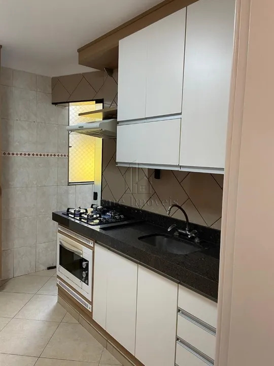 Apartamento à venda com 3 quartos, 80m² - Foto 17