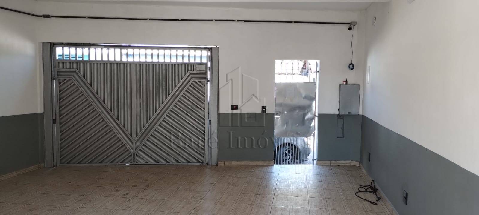 Sobrado à venda com 2 quartos, 190m² - Foto 3