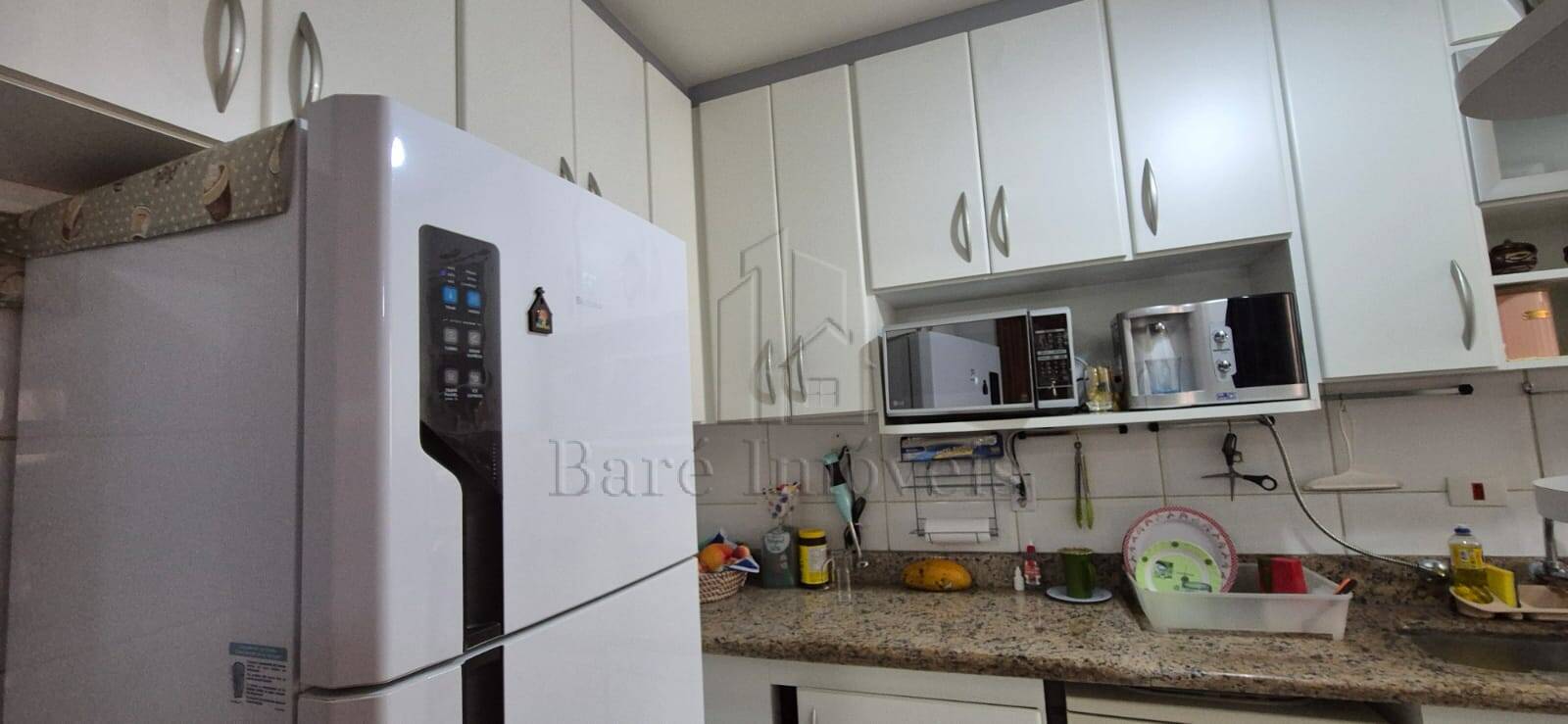 Apartamento à venda com 3 quartos, 87m² - Foto 2