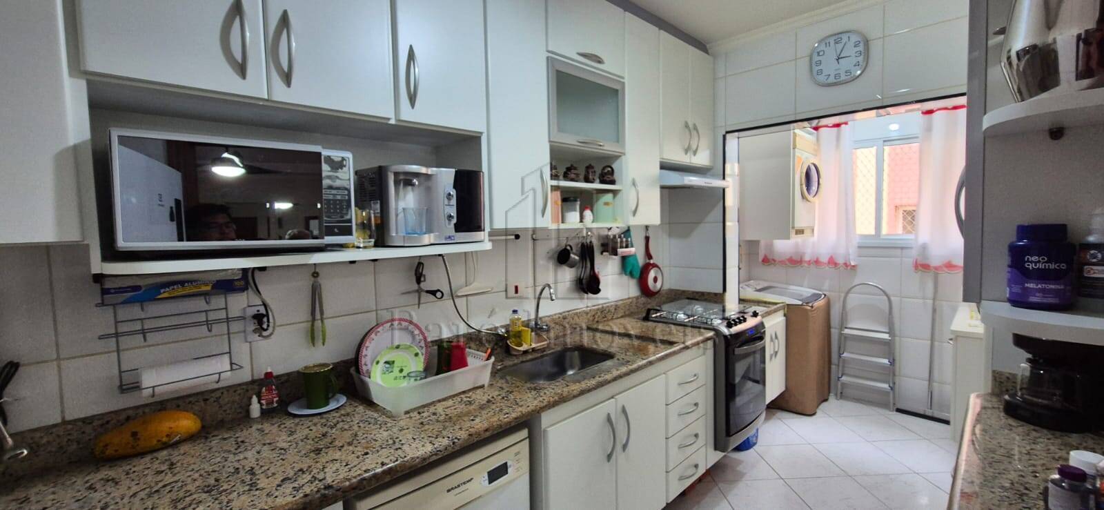 Apartamento à venda com 3 quartos, 87m² - Foto 3