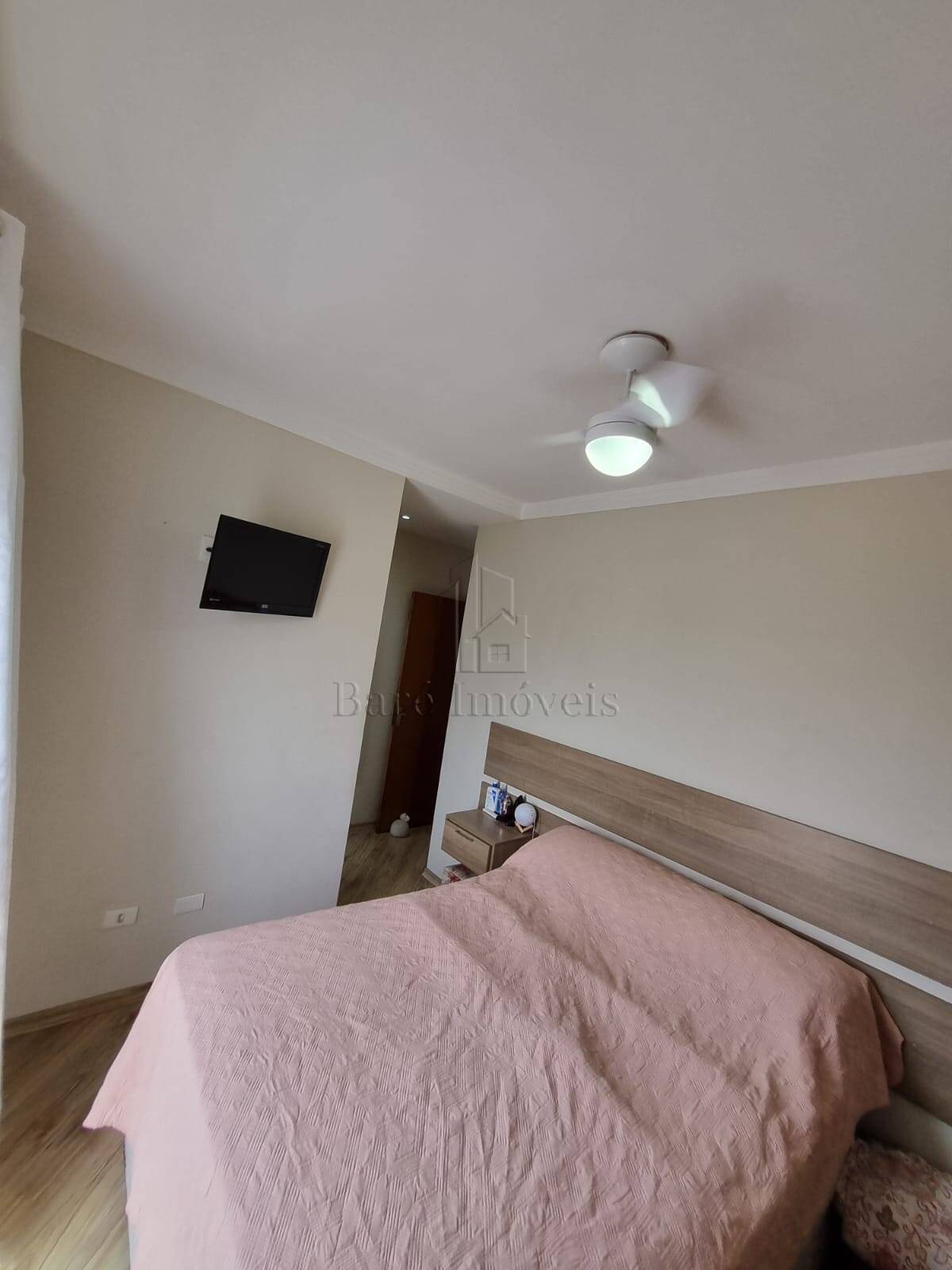 Apartamento à venda com 2 quartos, 70m² - Foto 25