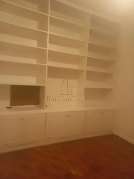 Apartamento à venda com 3 quartos, 172m² - Foto 12