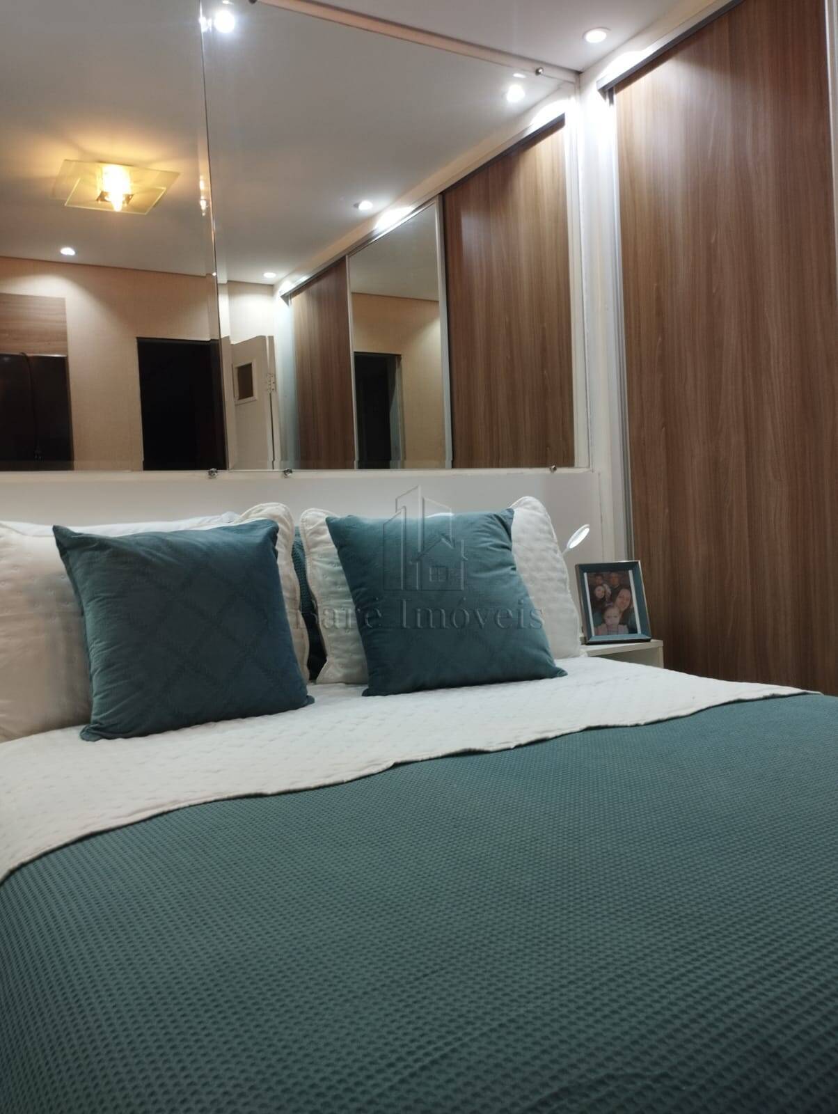 Apartamento à venda com 2 quartos, 55m² - Foto 26