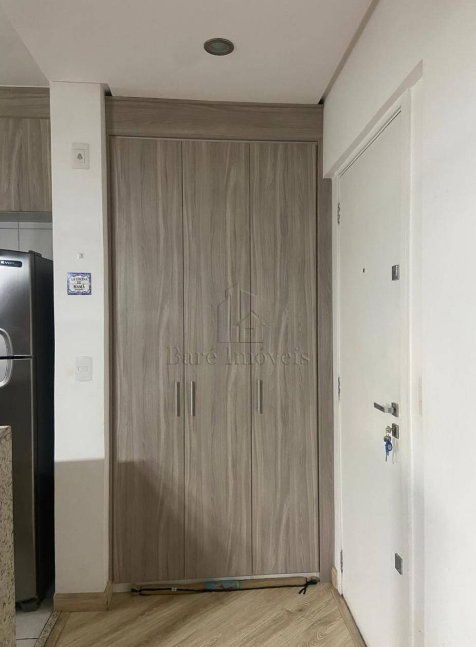 Apartamento à venda com 2 quartos, 68m² - Foto 8